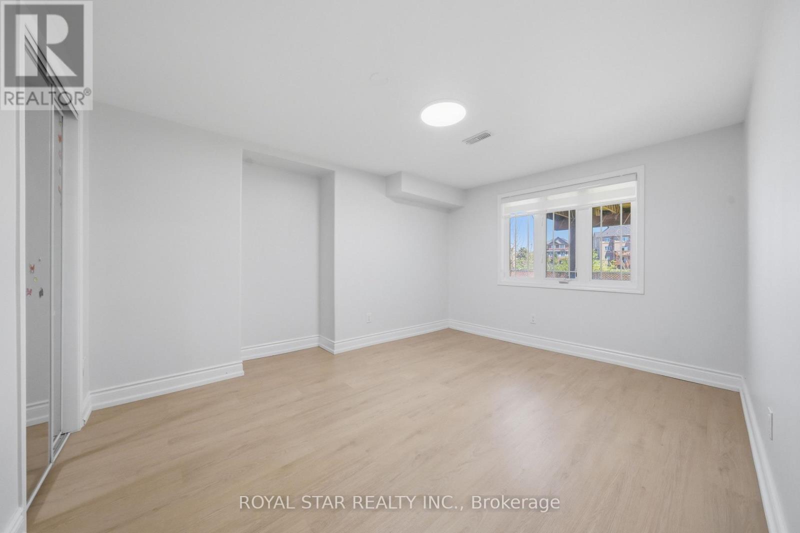 75 SKYVALLEY DRIVE - 41