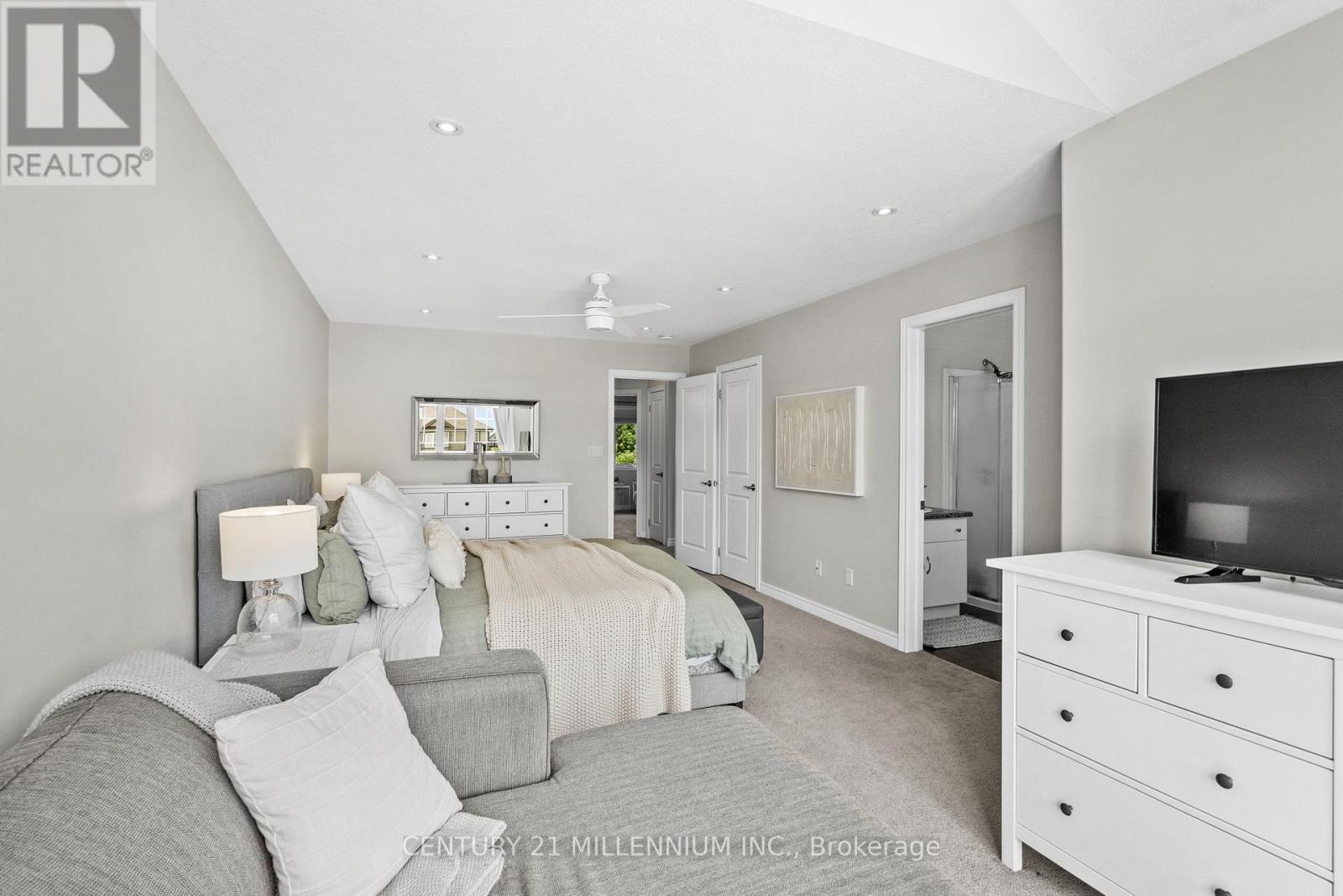 22 LIMERA AVENUE - 20
