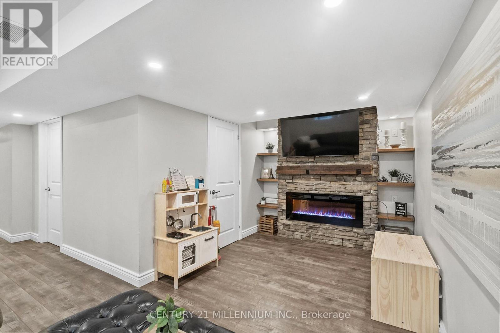 22 LIMERA AVENUE - 29