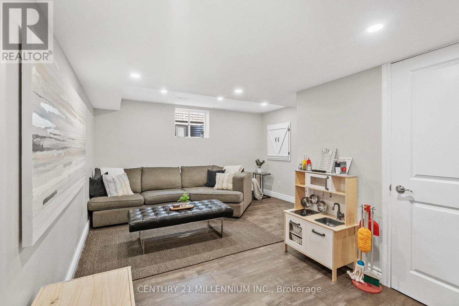 22 LIMERA AVENUE - 31