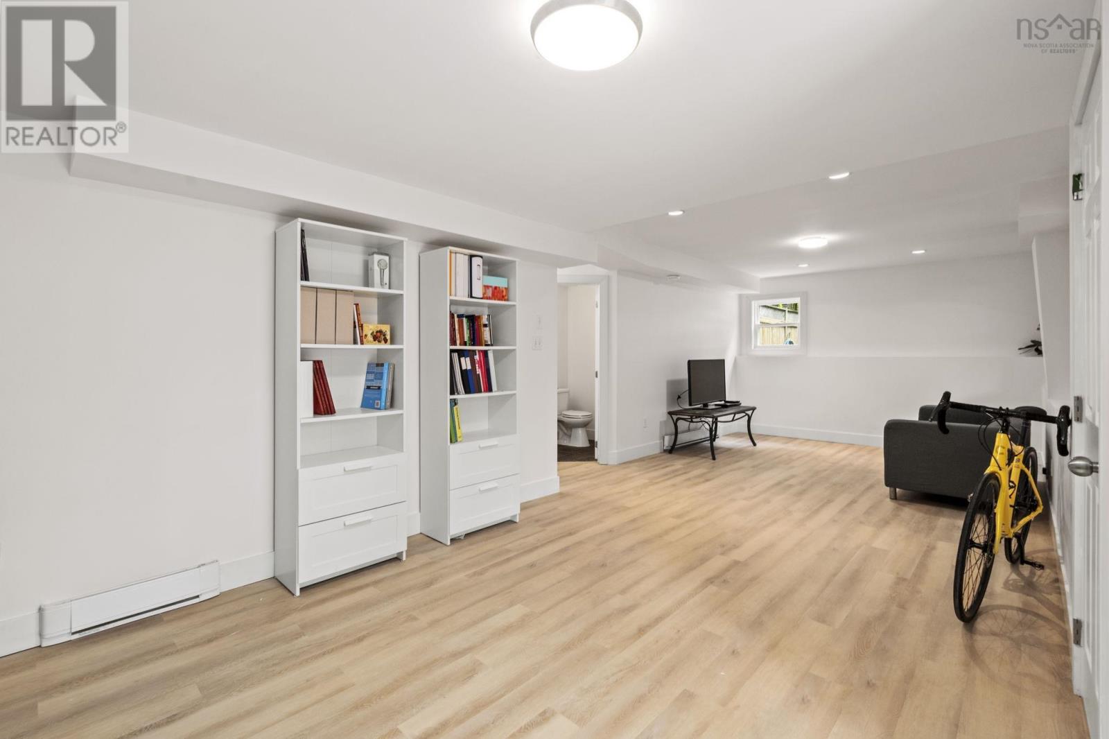 88 Lochmoor Lane - 31