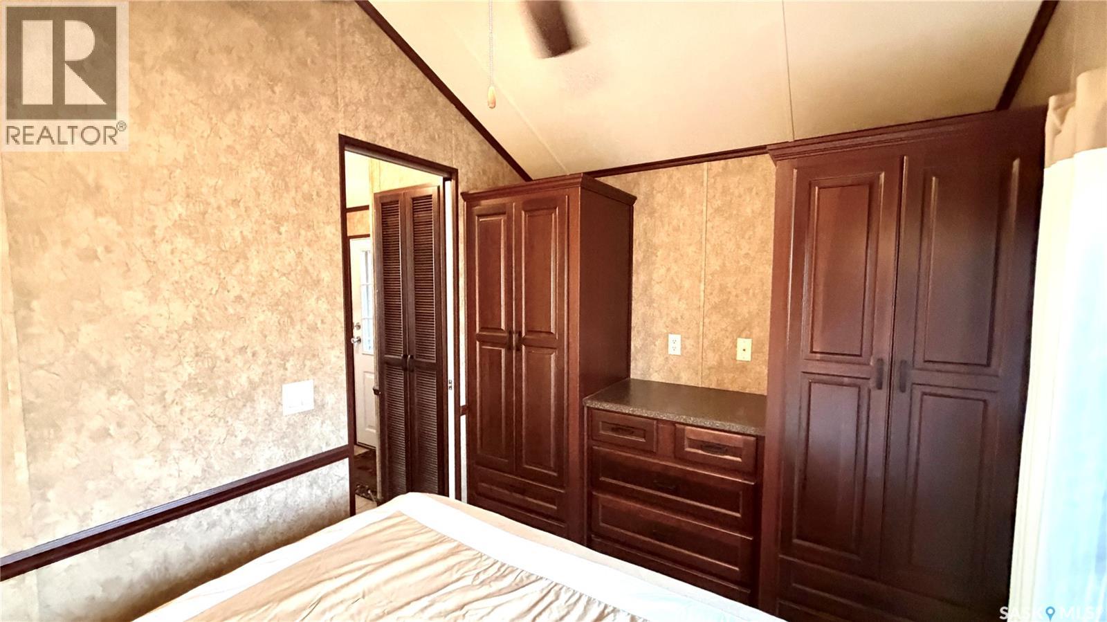 Lot 13 Hitchcock Hideaway - 36