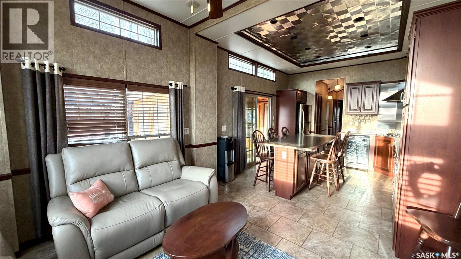 Lot 13 Hitchcock Hideaway - 29