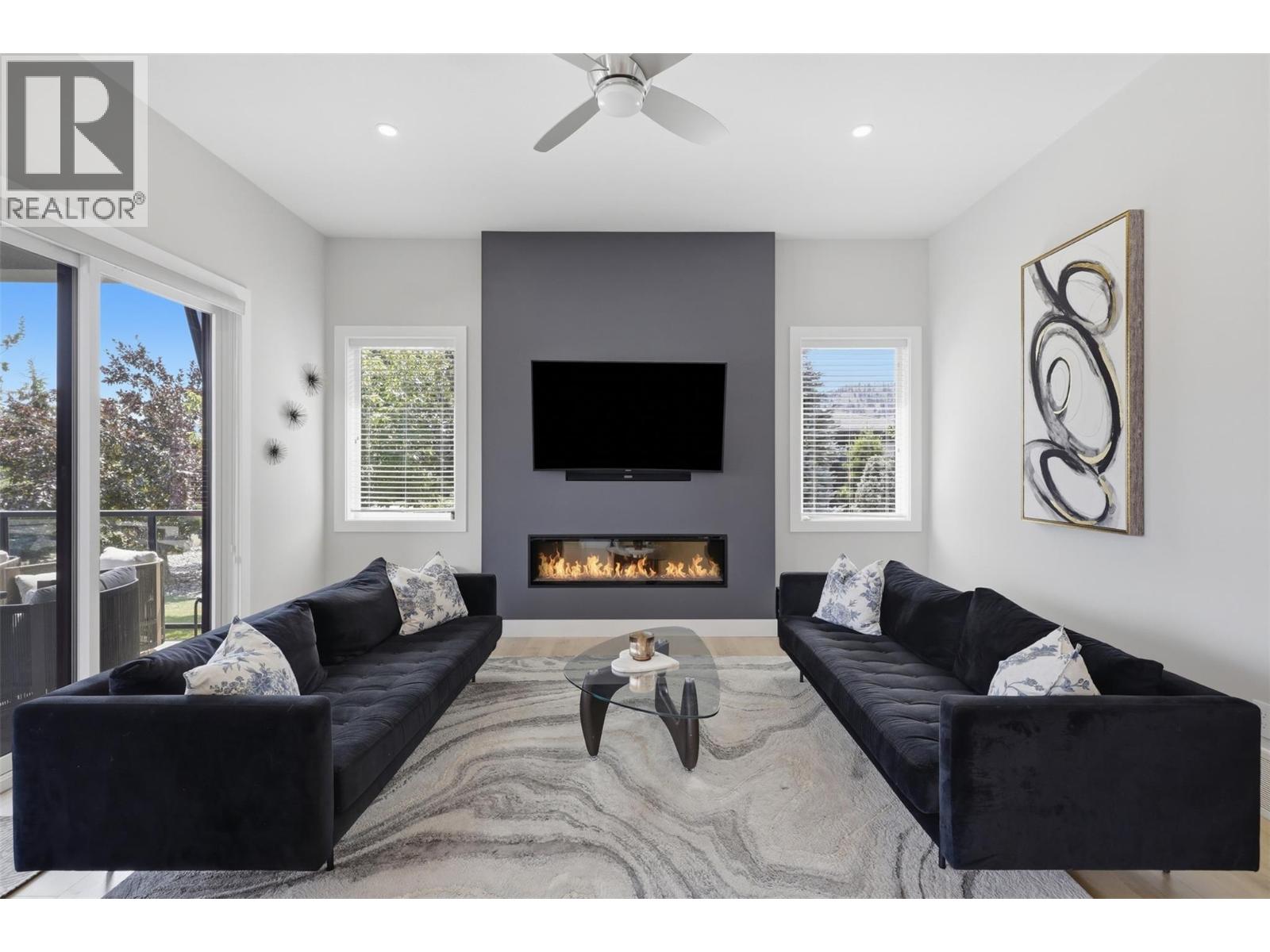 233 RUE CHEVAL NOIR - 12