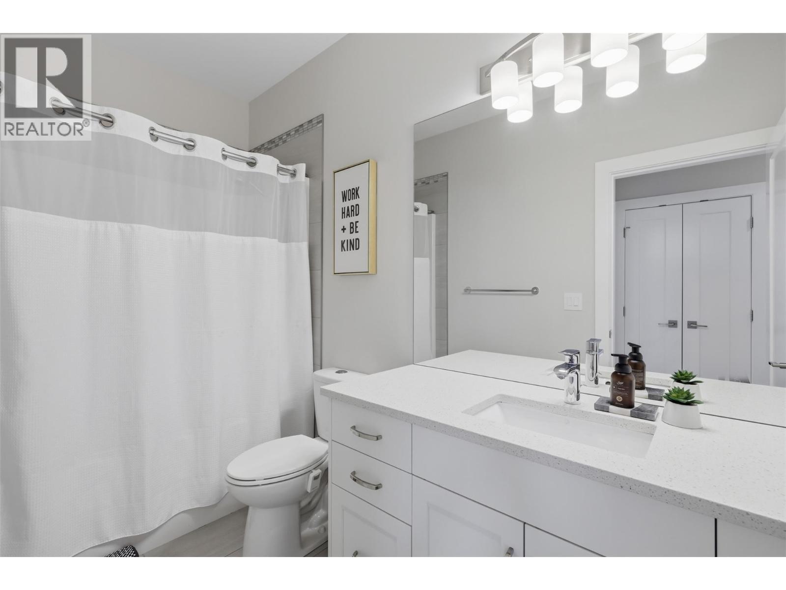 233 RUE CHEVAL NOIR - 56