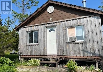 380 2 ISLAND - 5