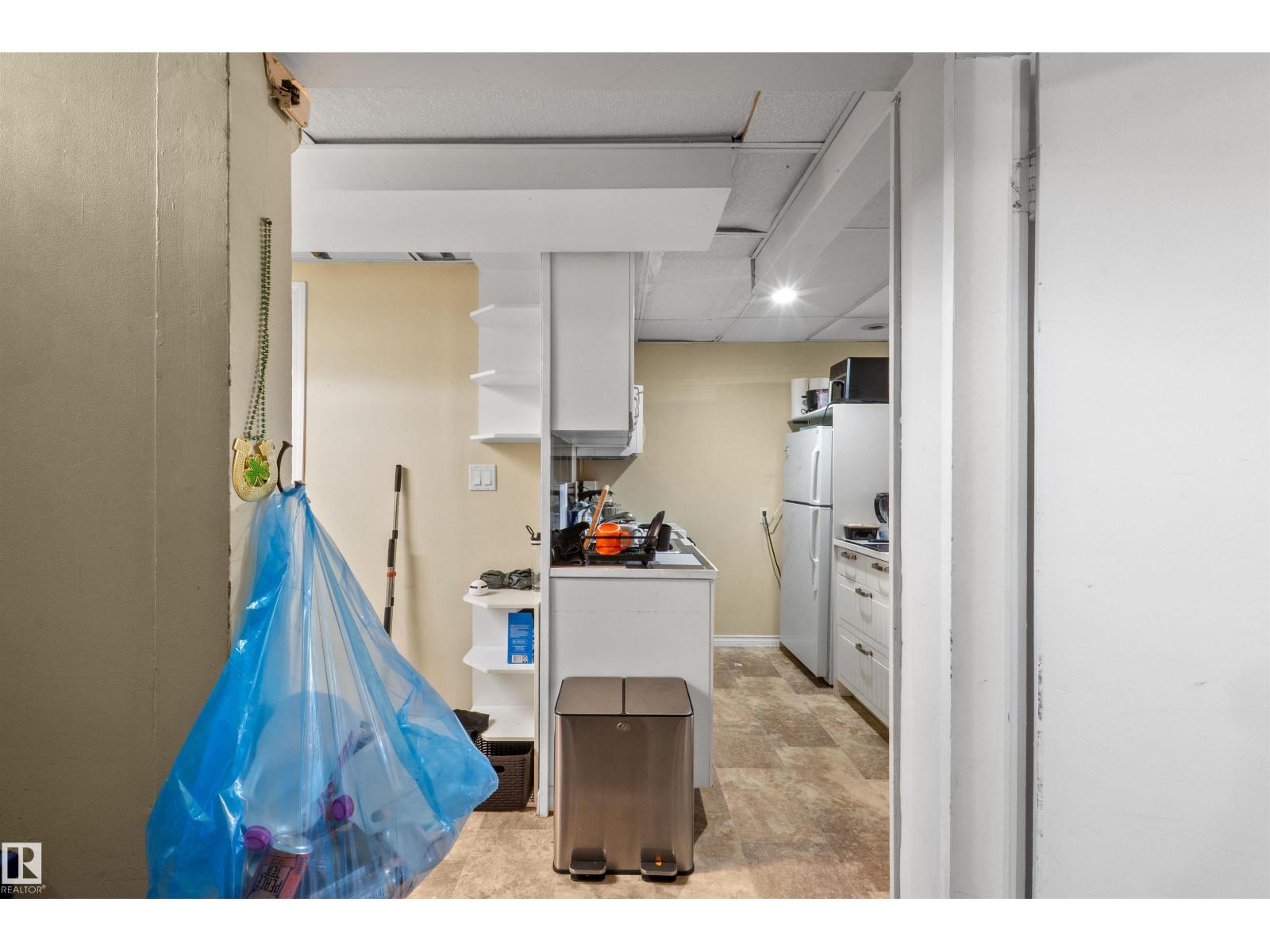7516 106 ST NW - photo 3