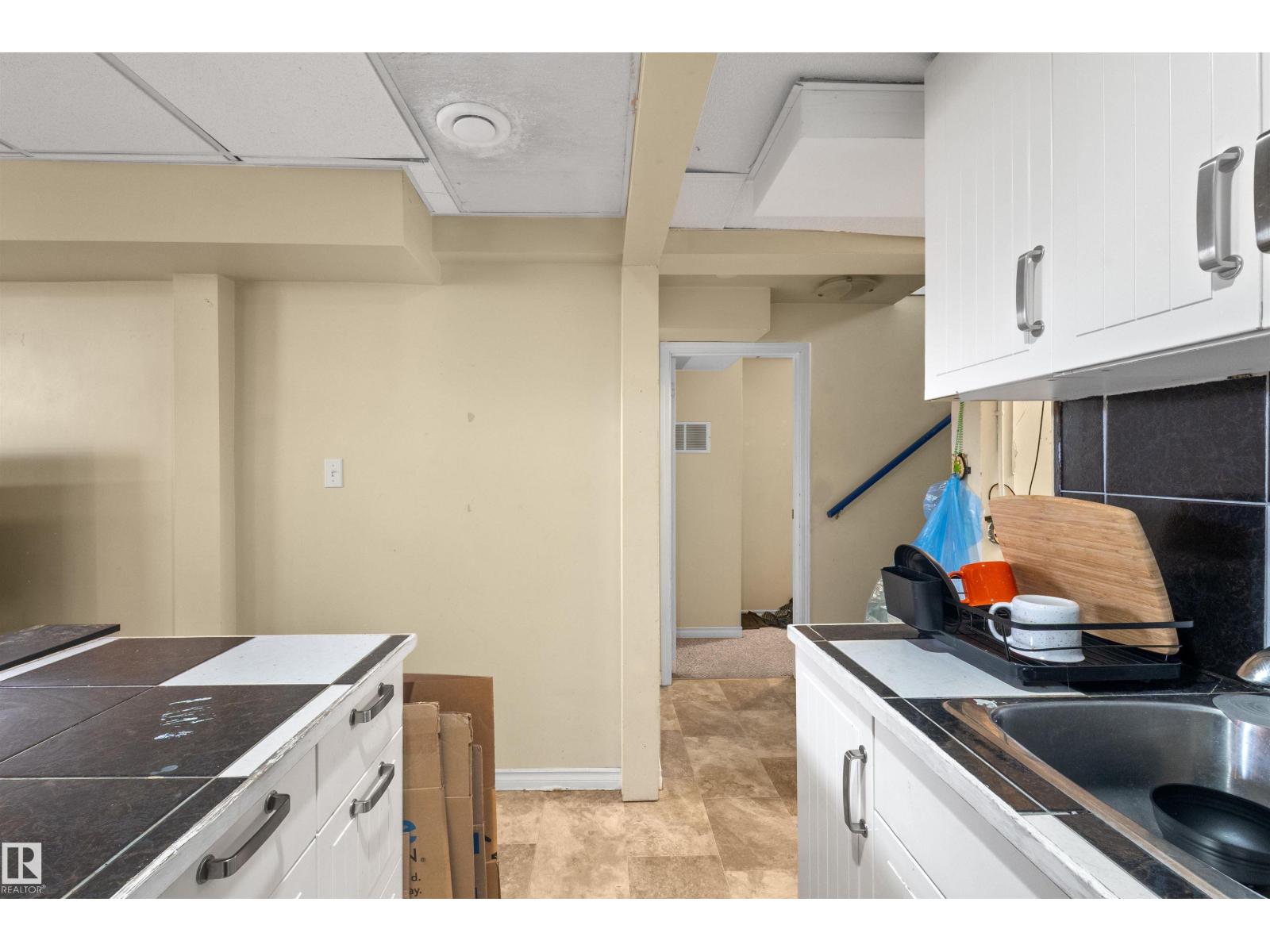 7516 106 ST NW - 5