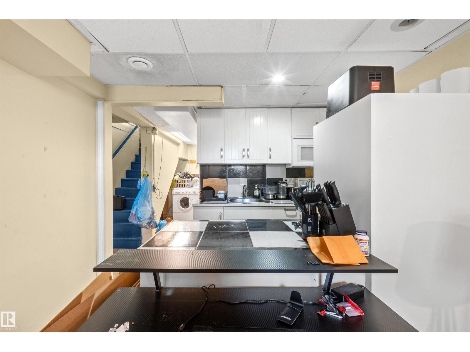 7516 106 ST NW - 8