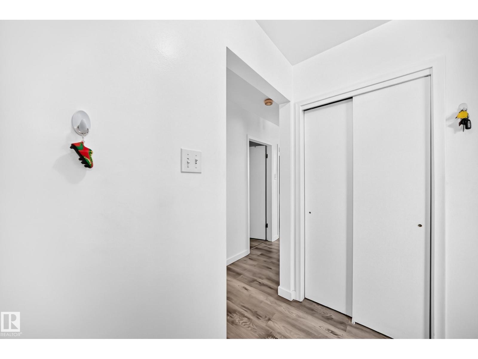 13316 122 ST NW - 19