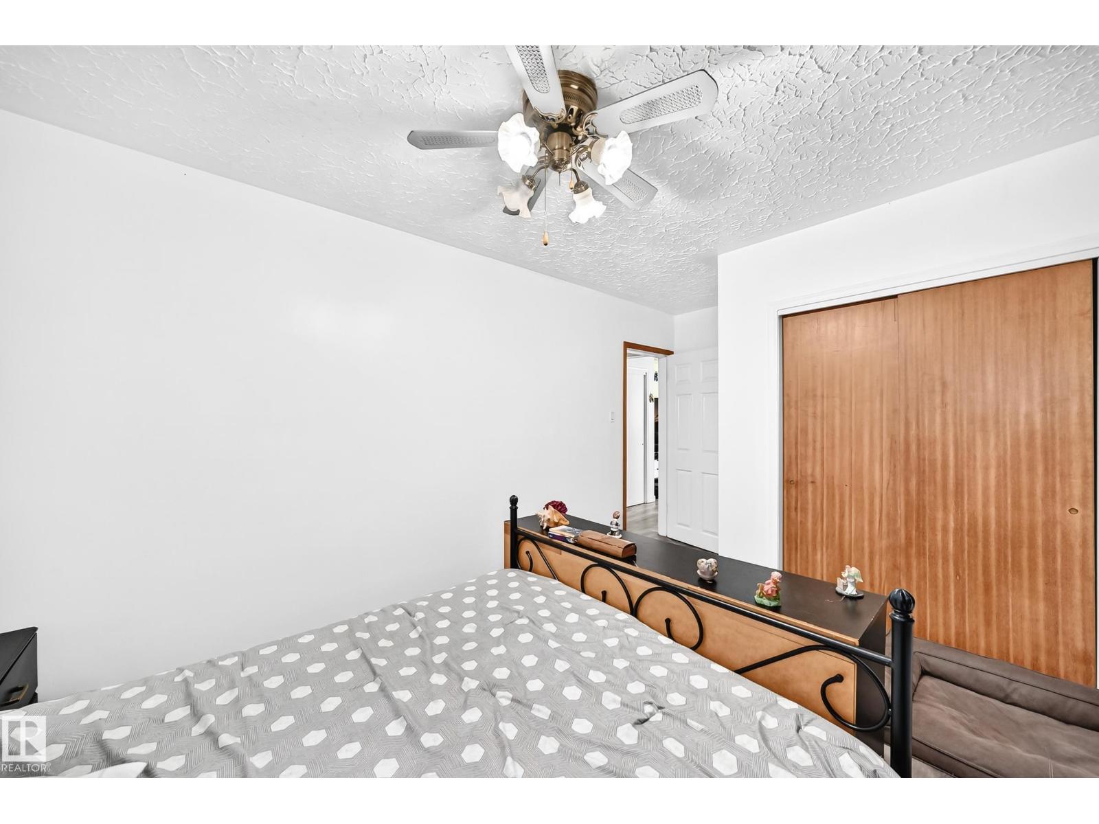 13316 122 ST NW - 22