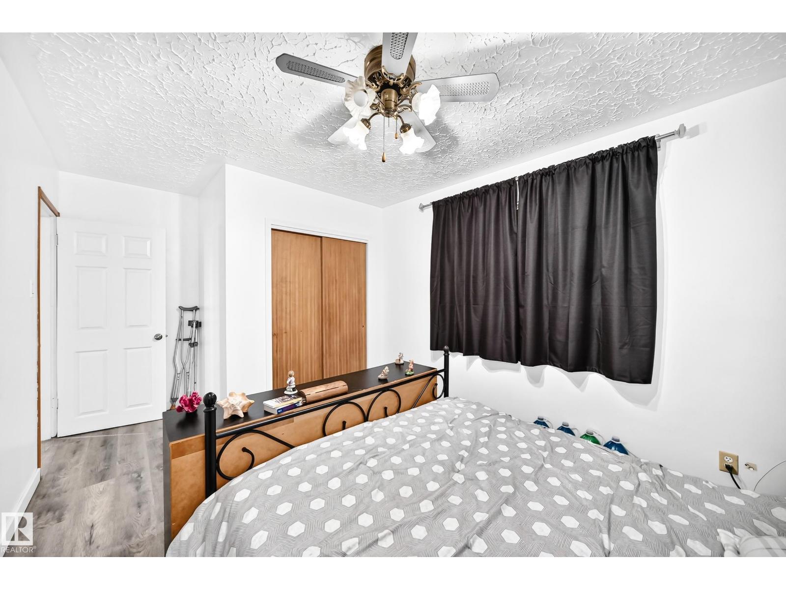 13316 122 ST NW - 23
