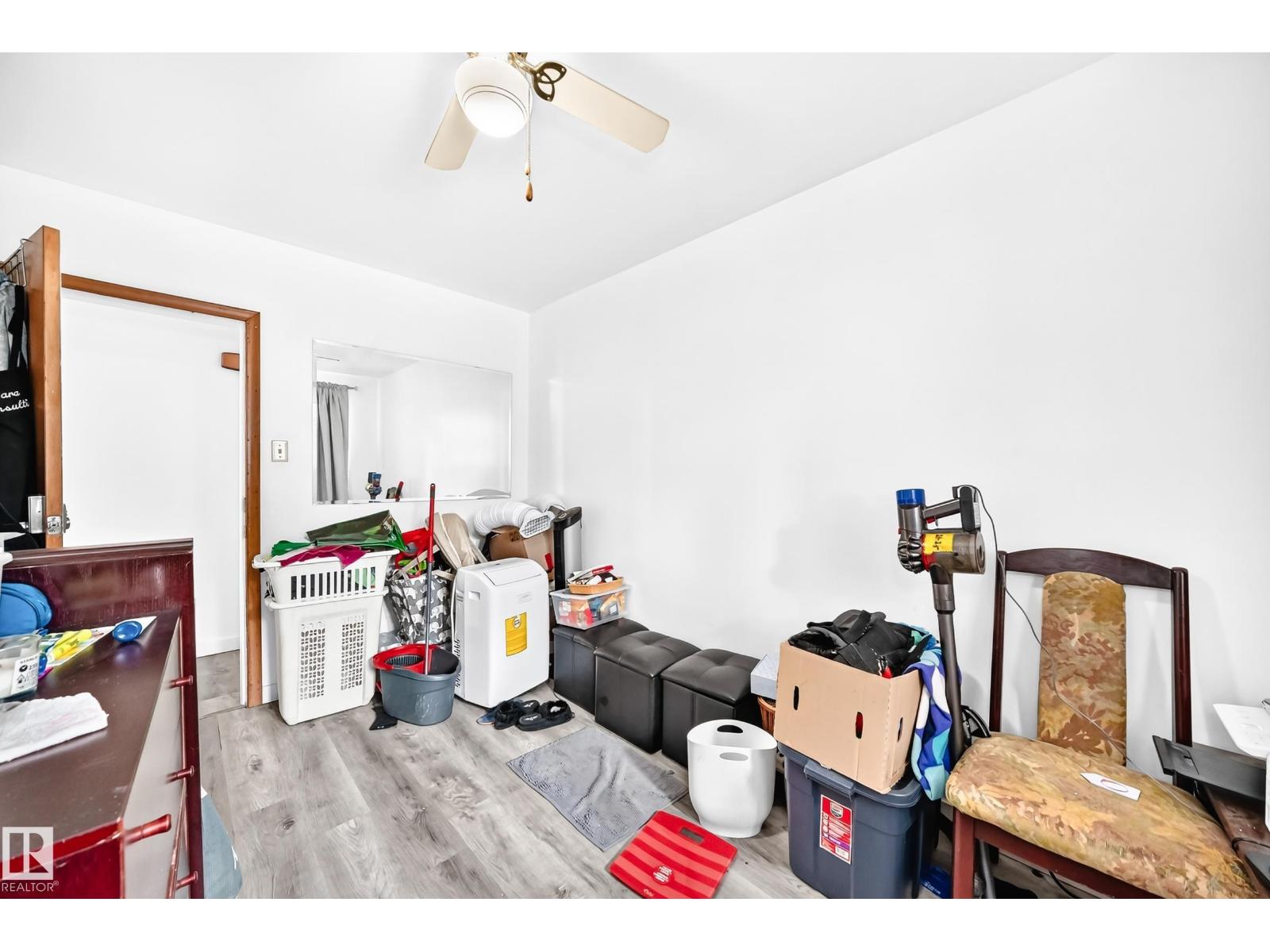 13316 122 ST NW - 27