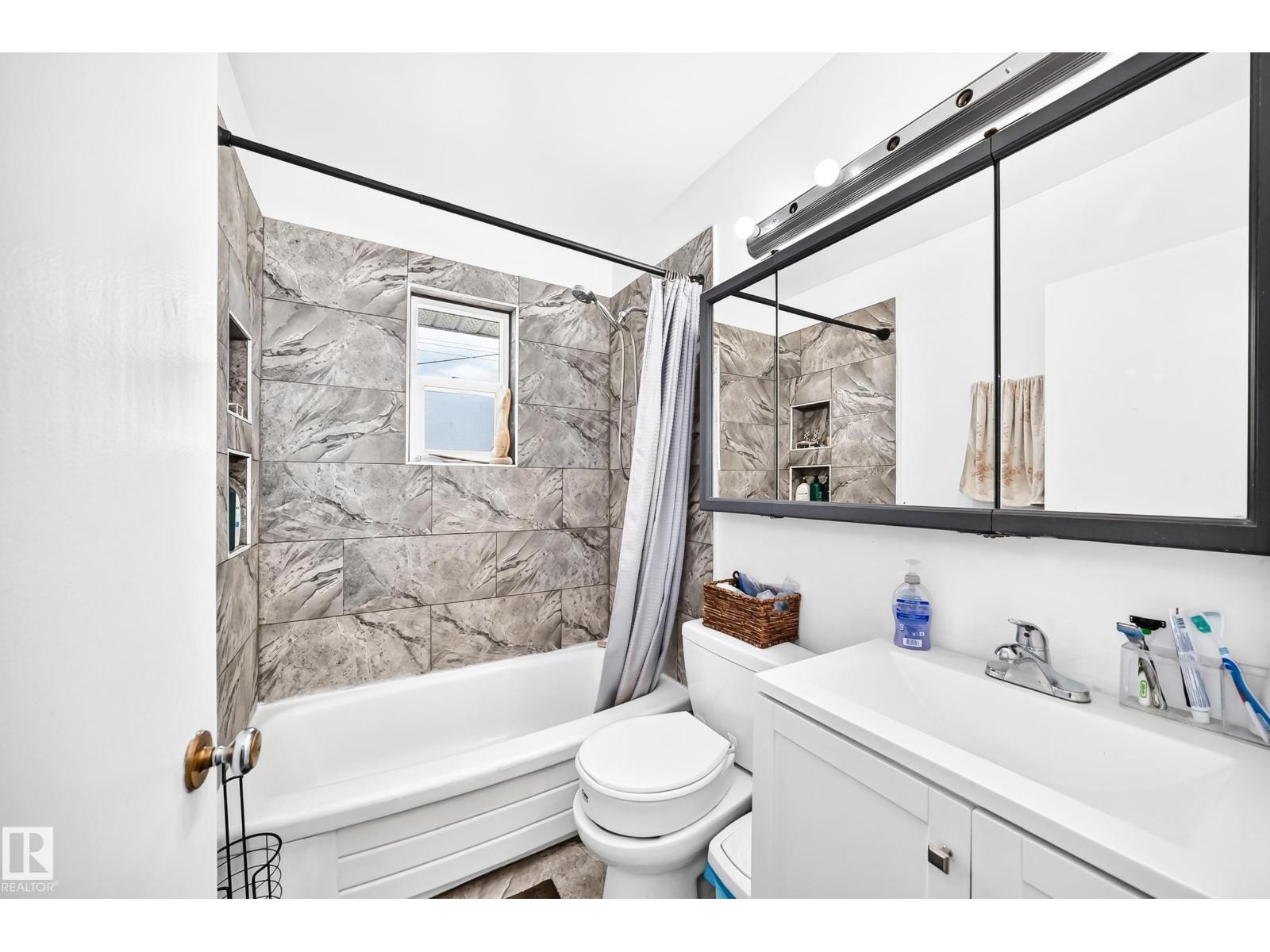 13316 122 ST NW - 28