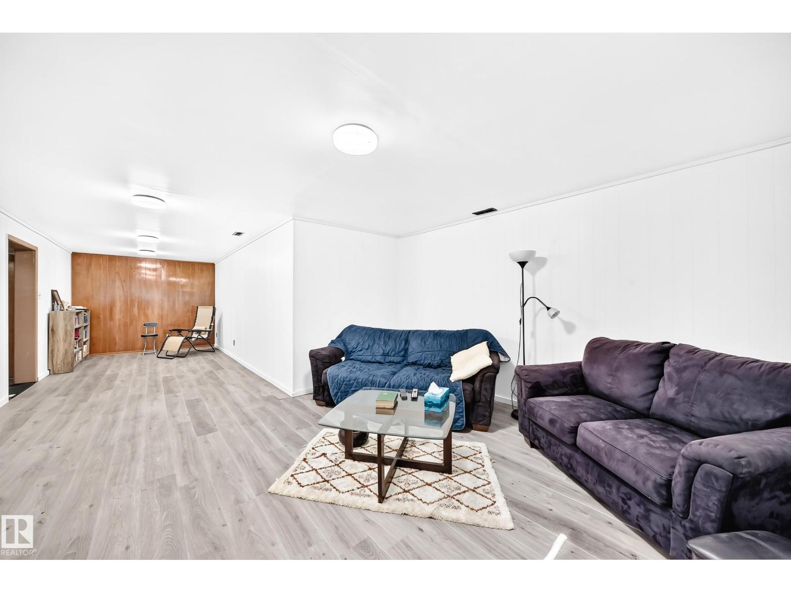 13316 122 ST NW - 35