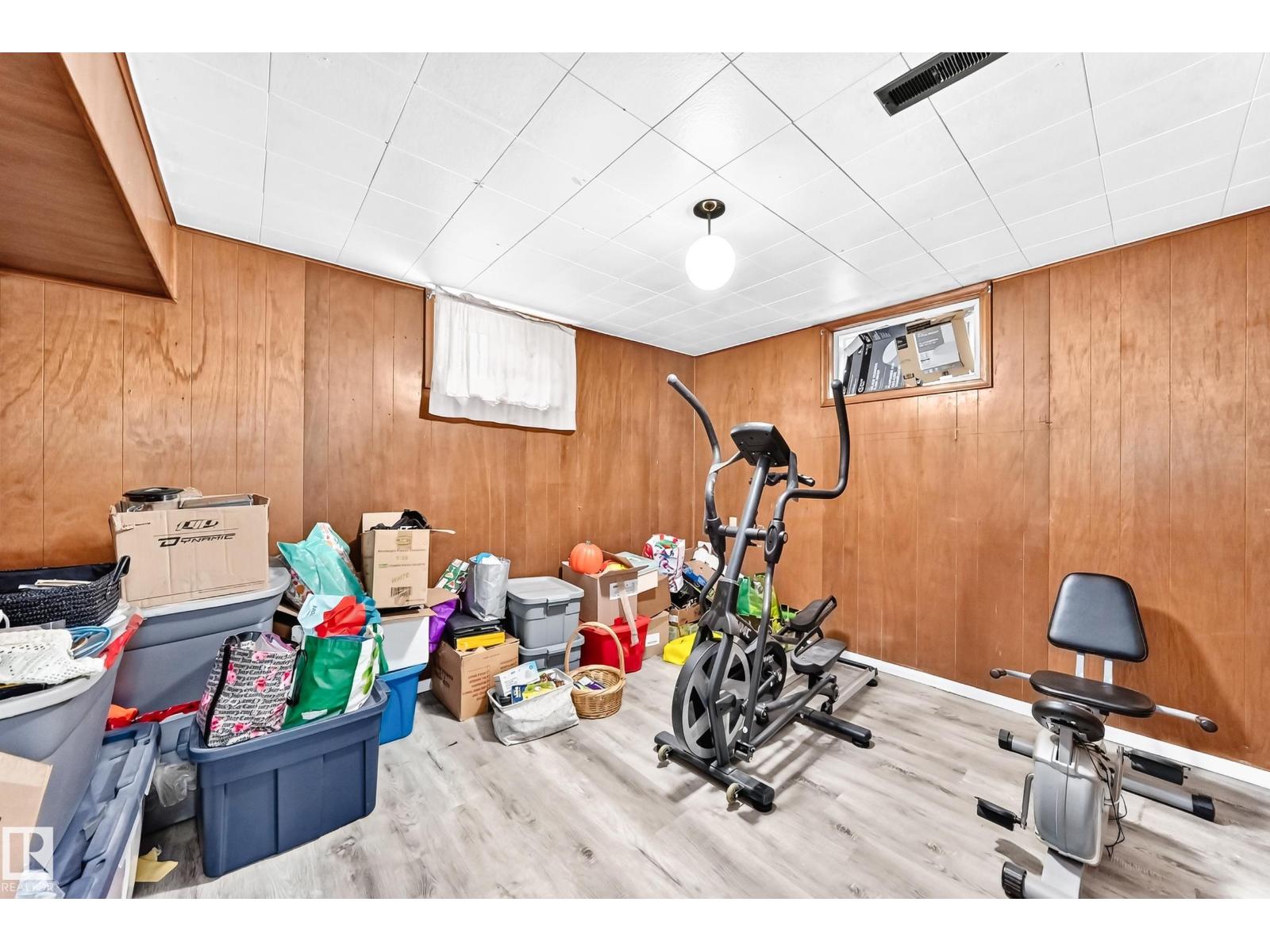 13316 122 ST NW - 38
