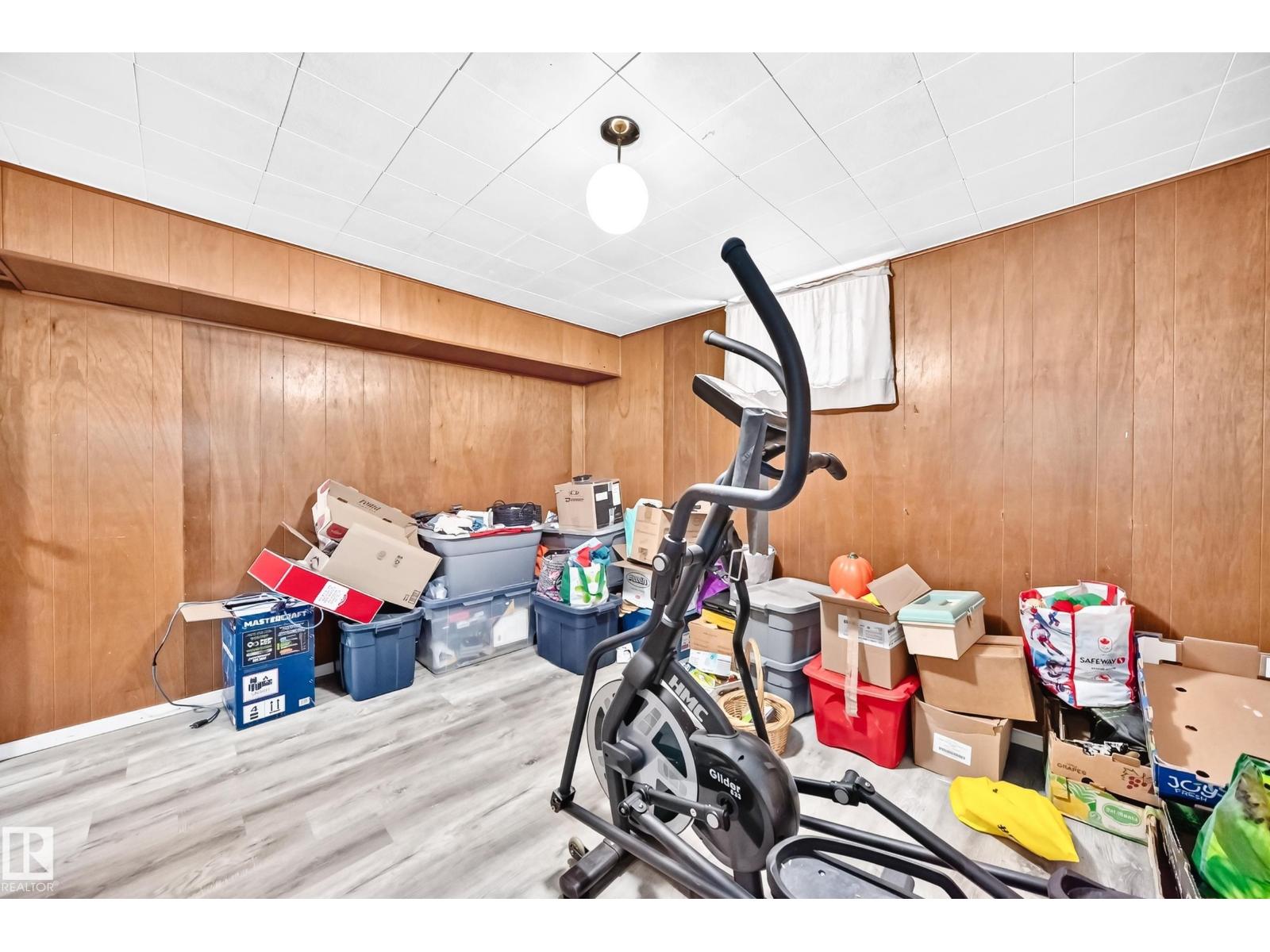 13316 122 ST NW - 39