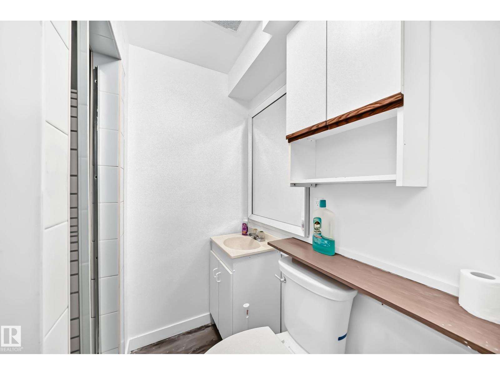 13316 122 ST NW - 41