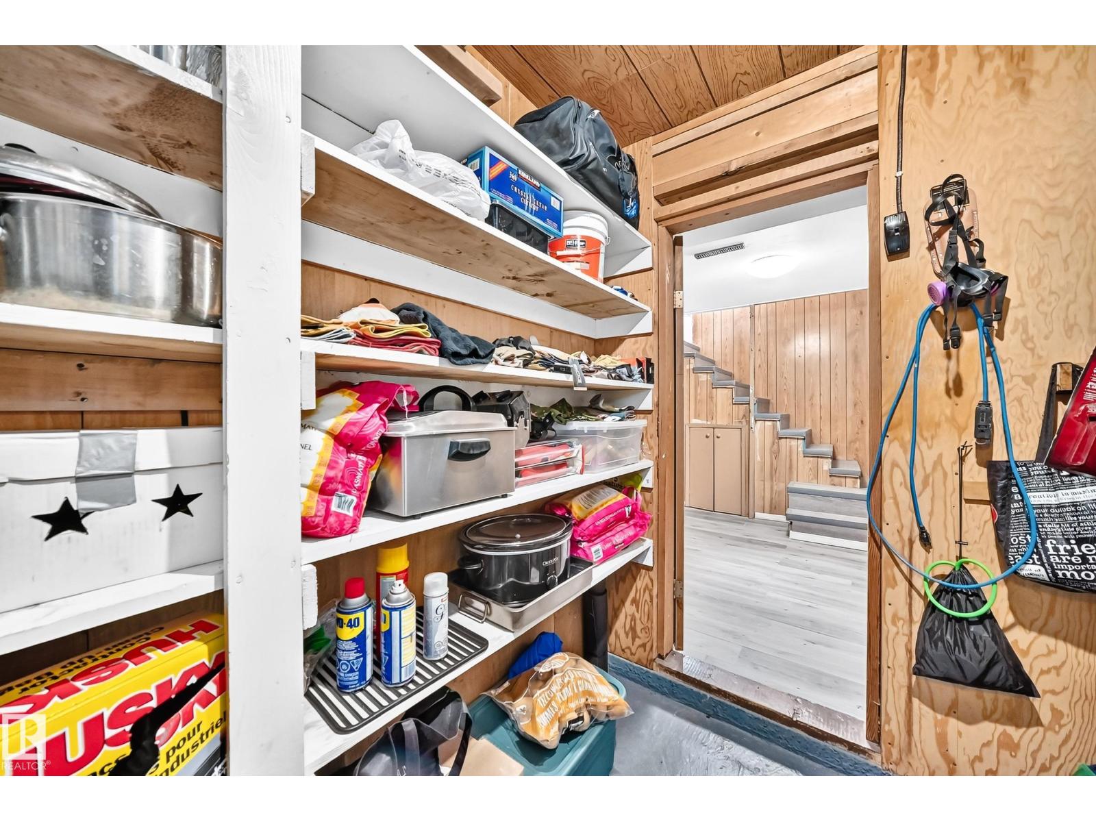 13316 122 ST NW - 48