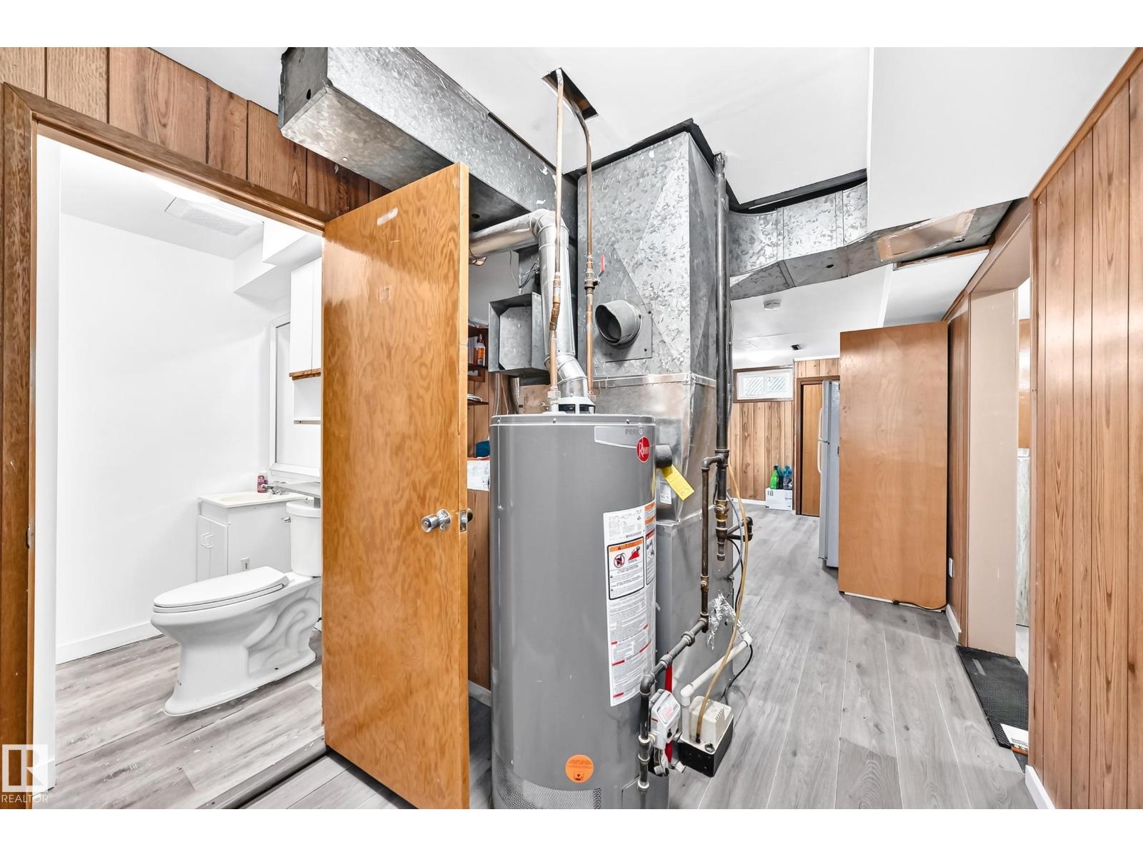 13316 122 ST NW - 49