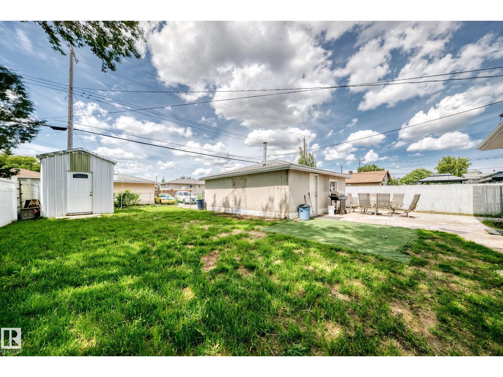 13316 122 ST NW - 54