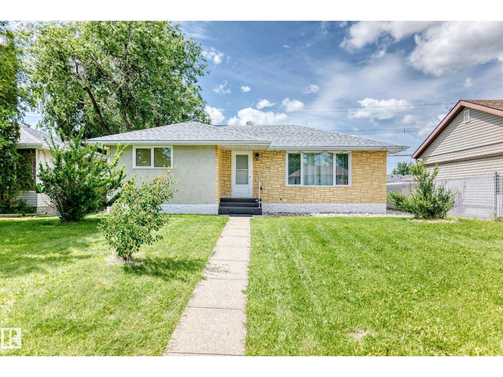 13316 122 ST NW - 61
