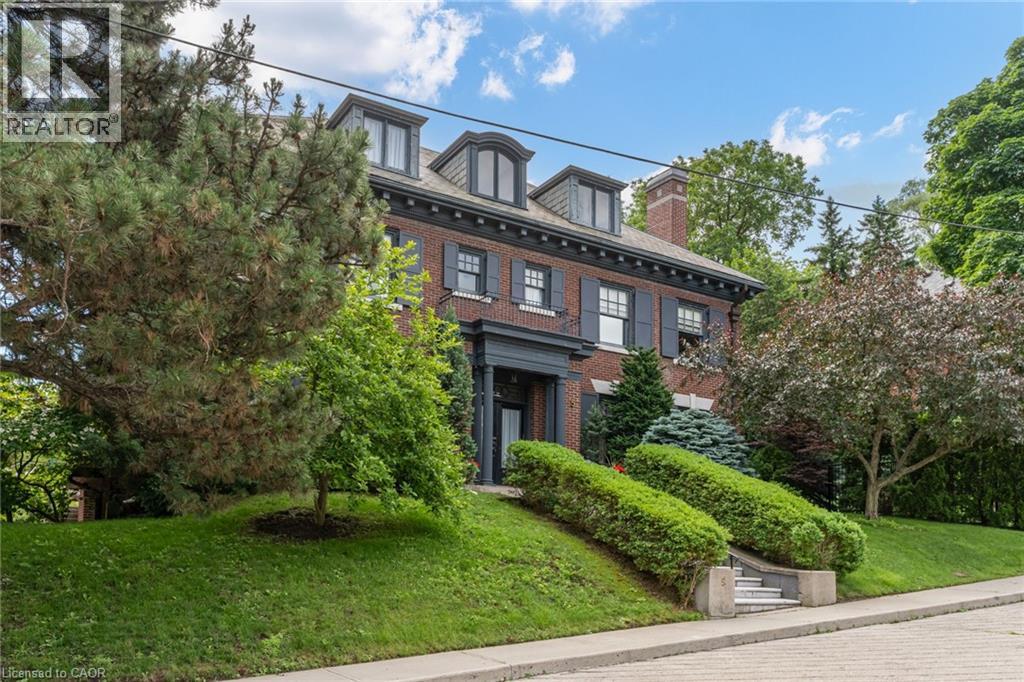 5 UNDERCLIFFE Avenue - Image 4