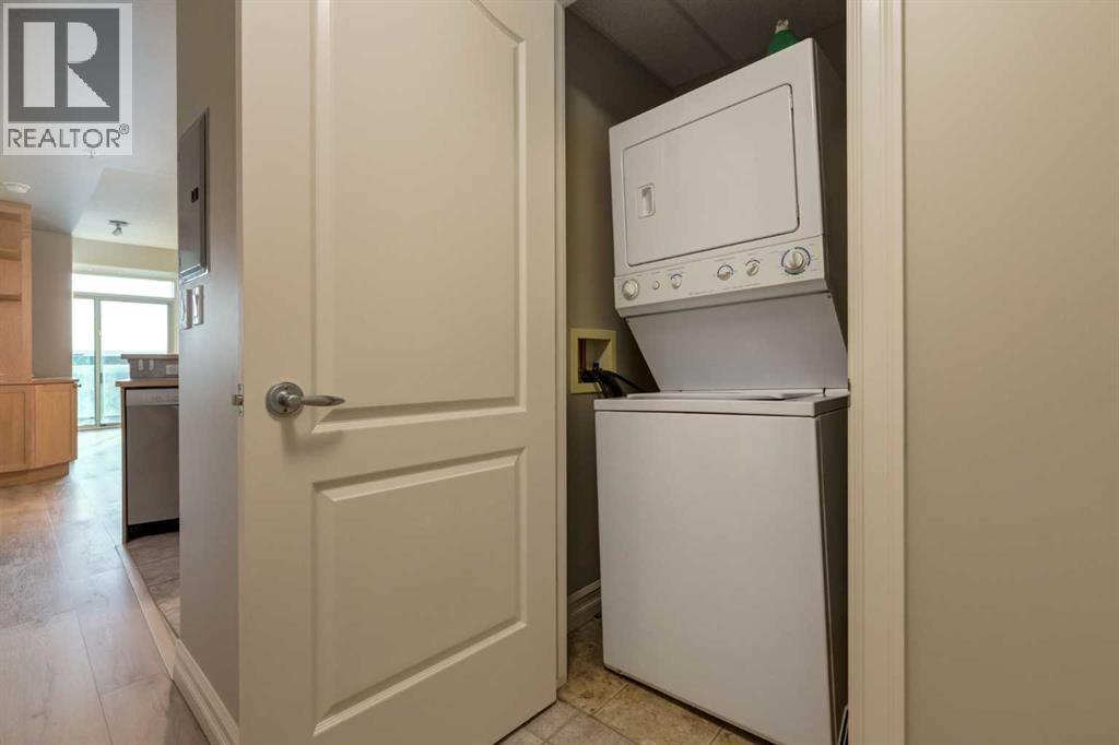 #2104 836 15 Avenue SW - 18