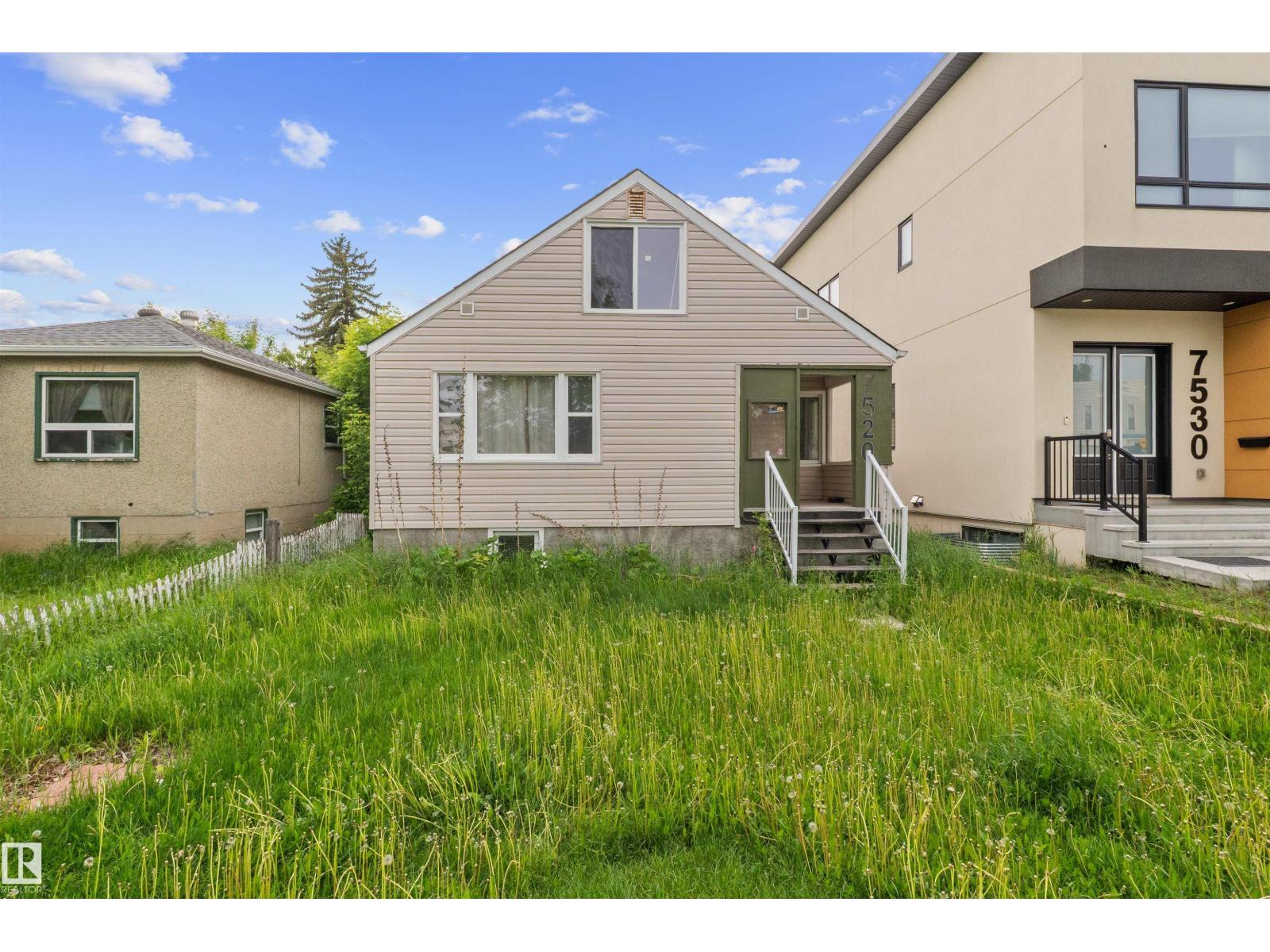 7520 106 ST NW - 1