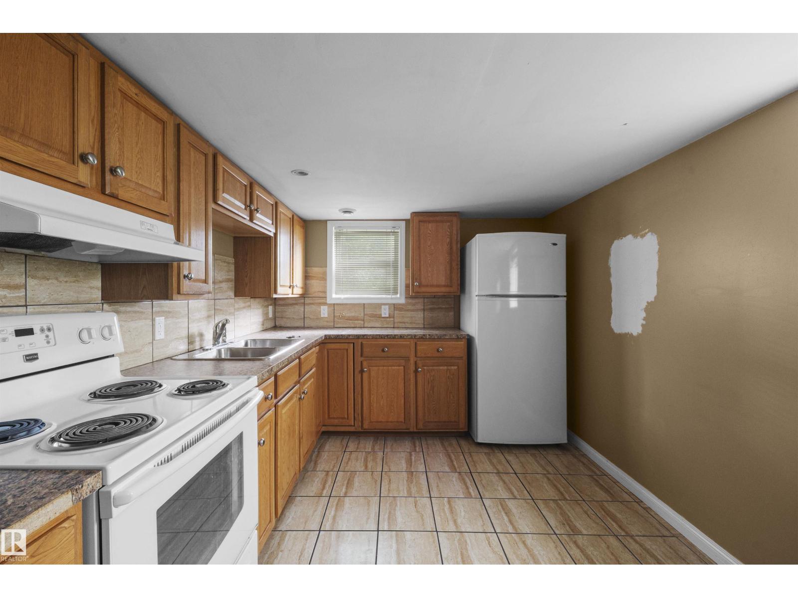 7520 106 ST NW - 46