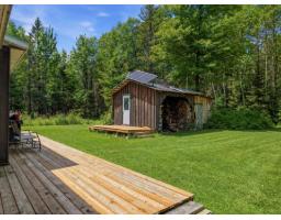 267 Ch. Du Rang-a, Otter Lake, QC J0X2P0 Photo 36