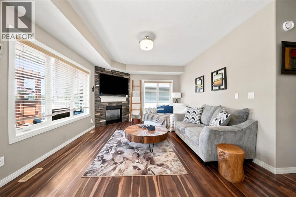 262 Viscount Drive — photo 8