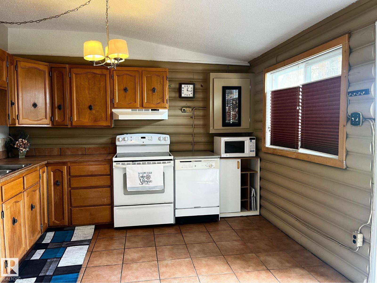 408 4 ST - 7