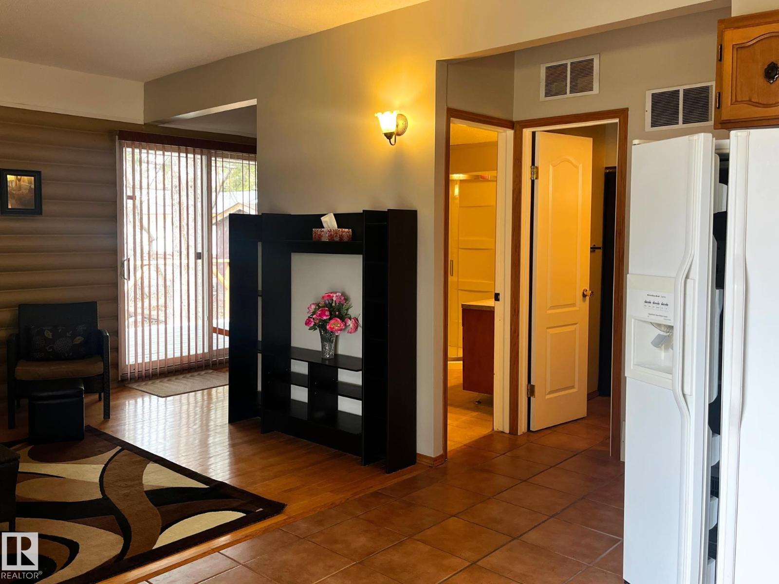 408 4 ST - 4