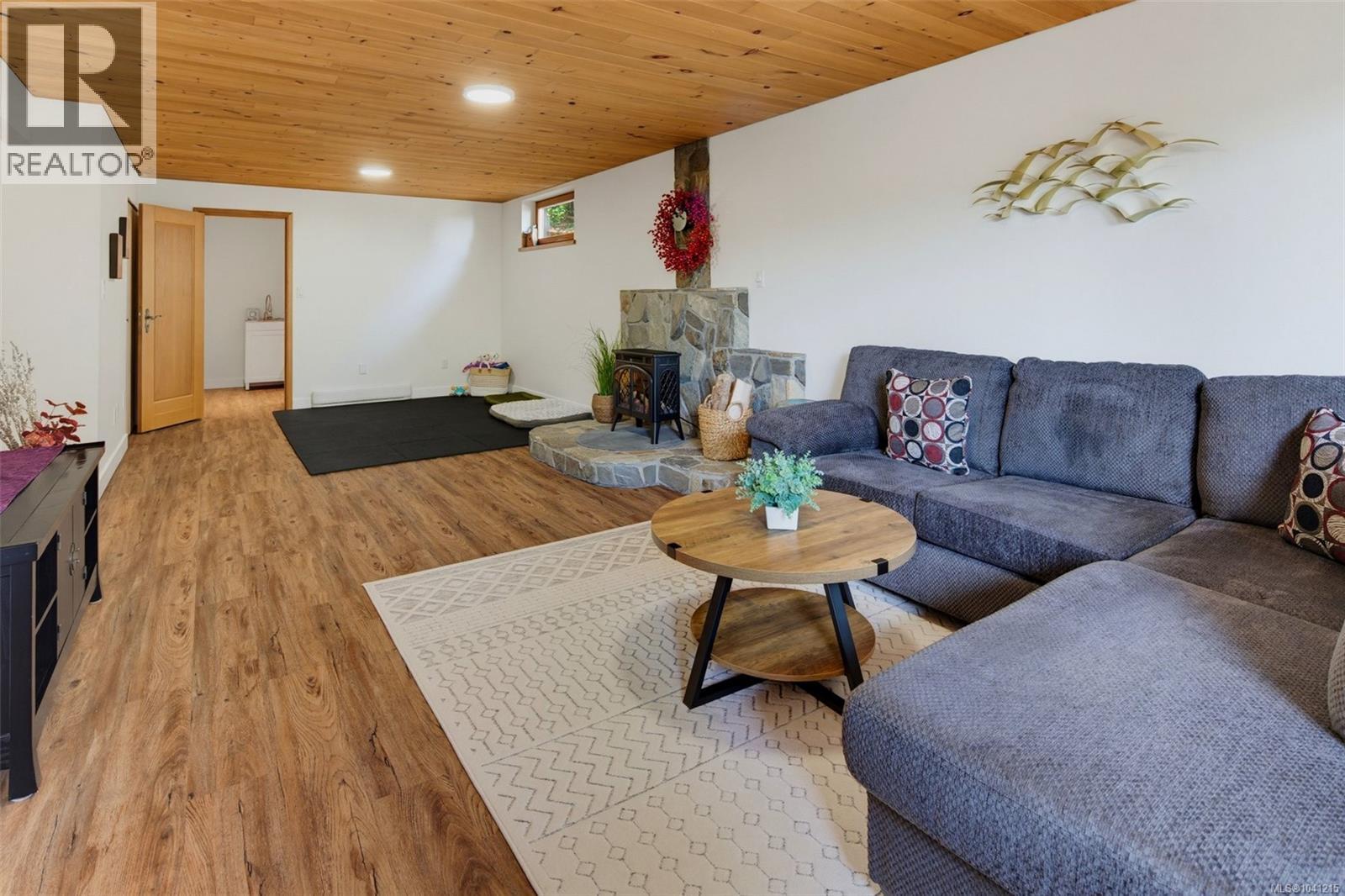 1819 Deborah Dr - 12