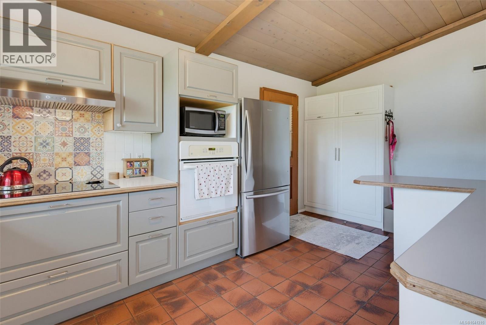 1819 Deborah Dr - 24