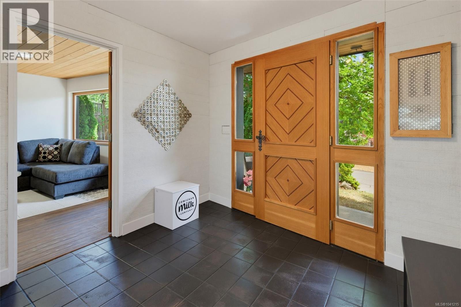 1819 Deborah Dr - 32