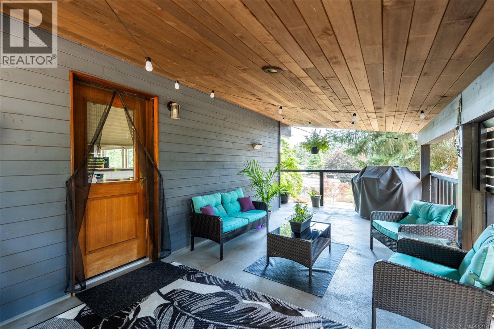 1819 Deborah Dr - 34