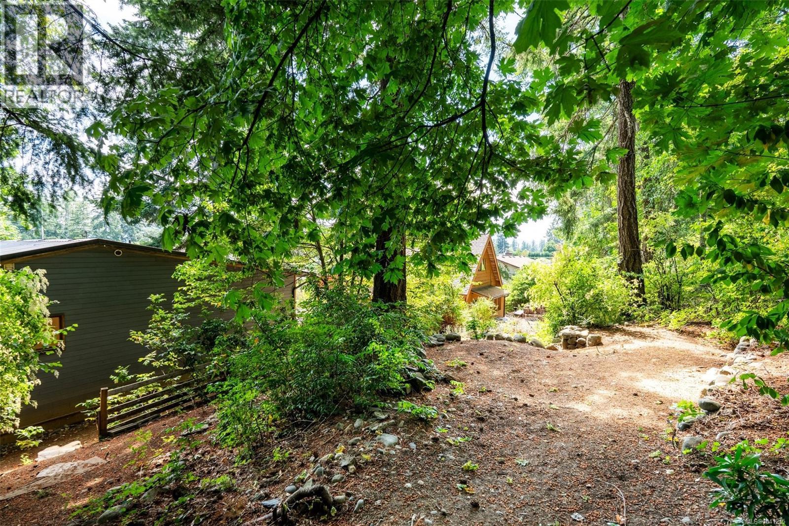 1819 Deborah Dr - 41