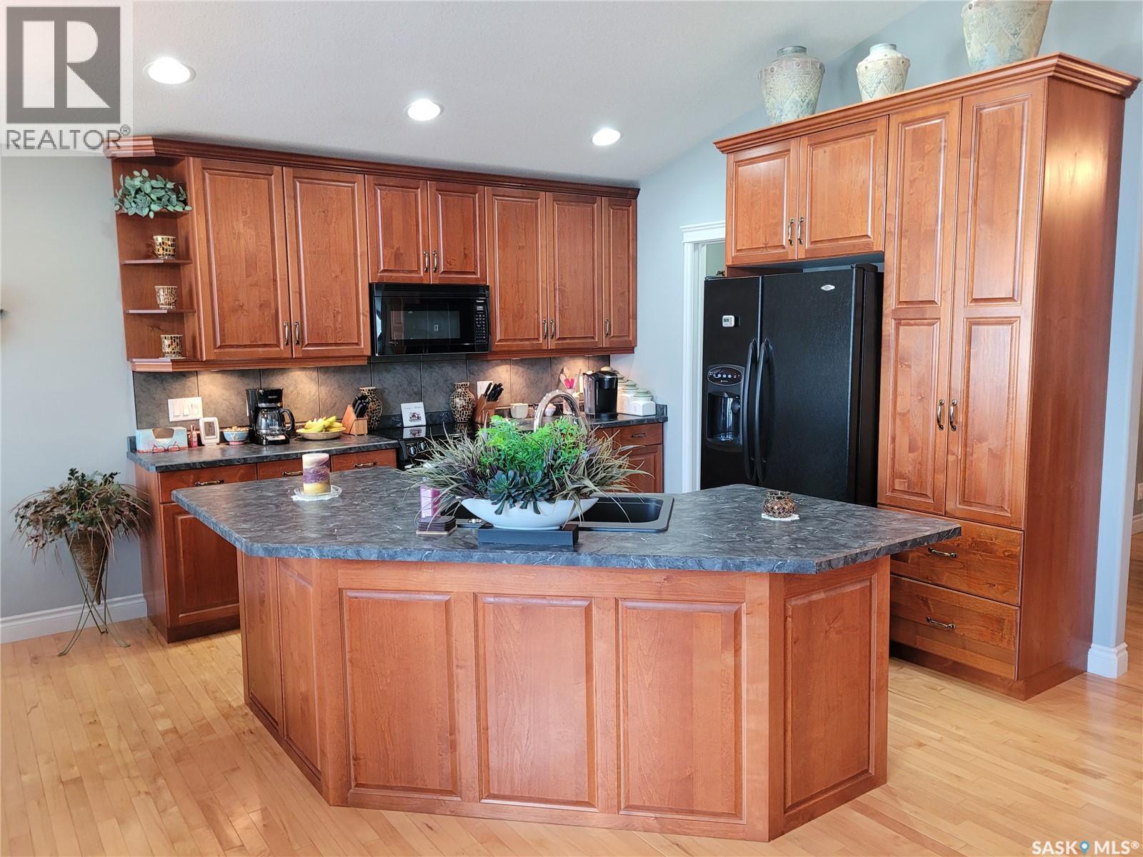 406 Bolton PLACE - 4