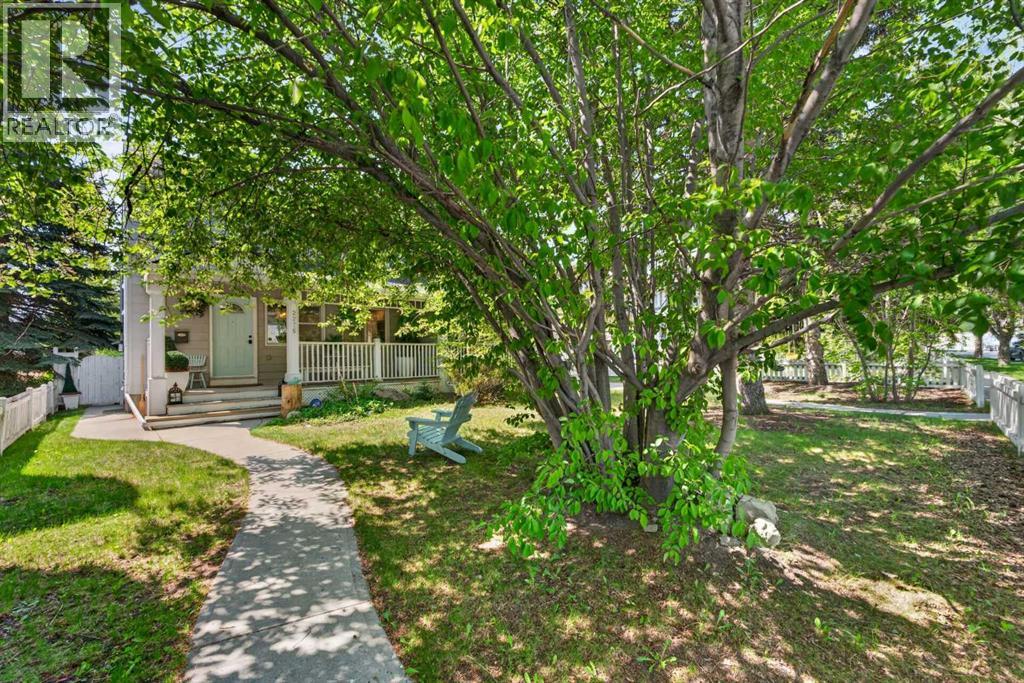 2275 Flanders Avenue SW - 2