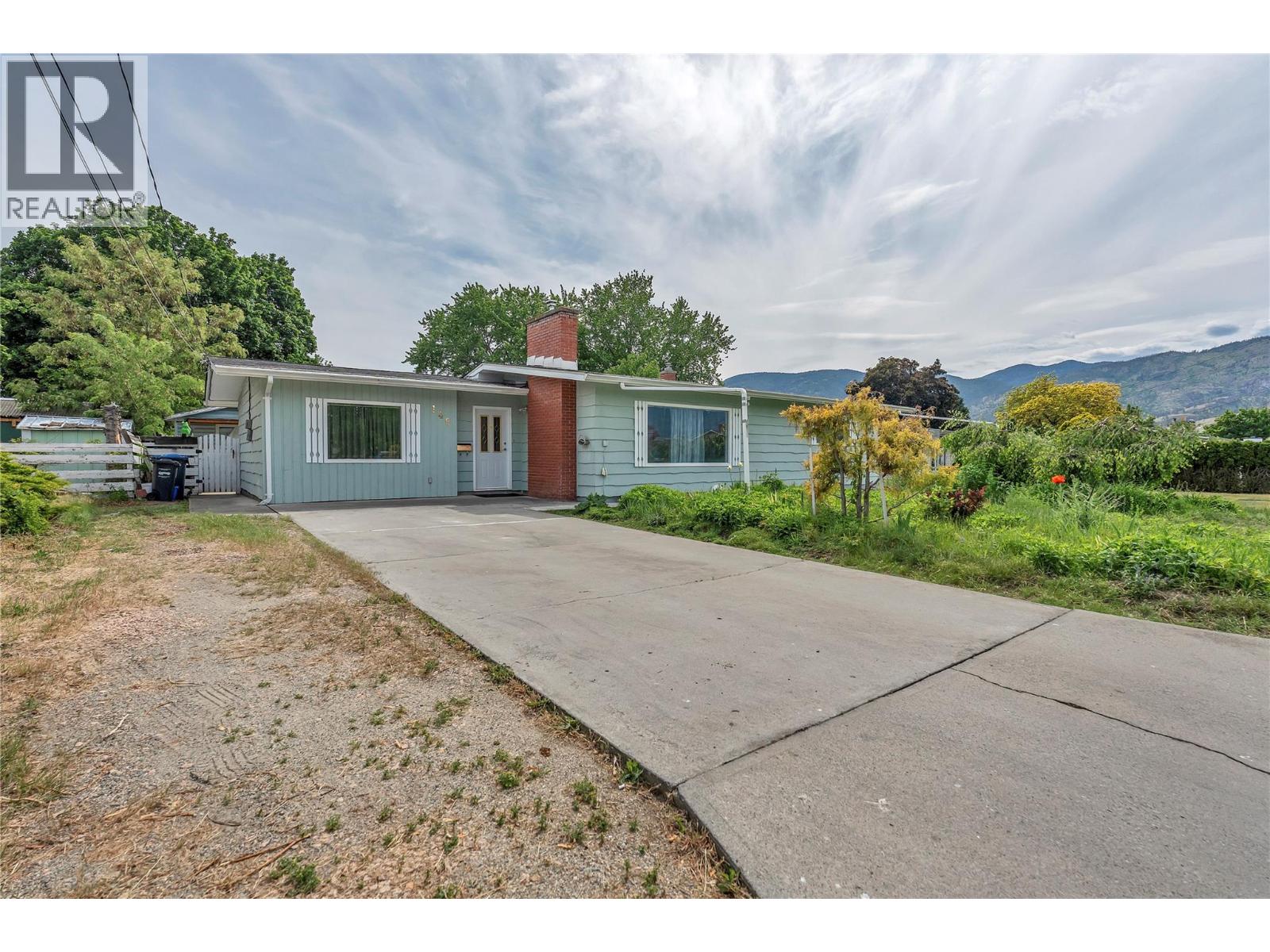 146 McCulloch Drive - 35