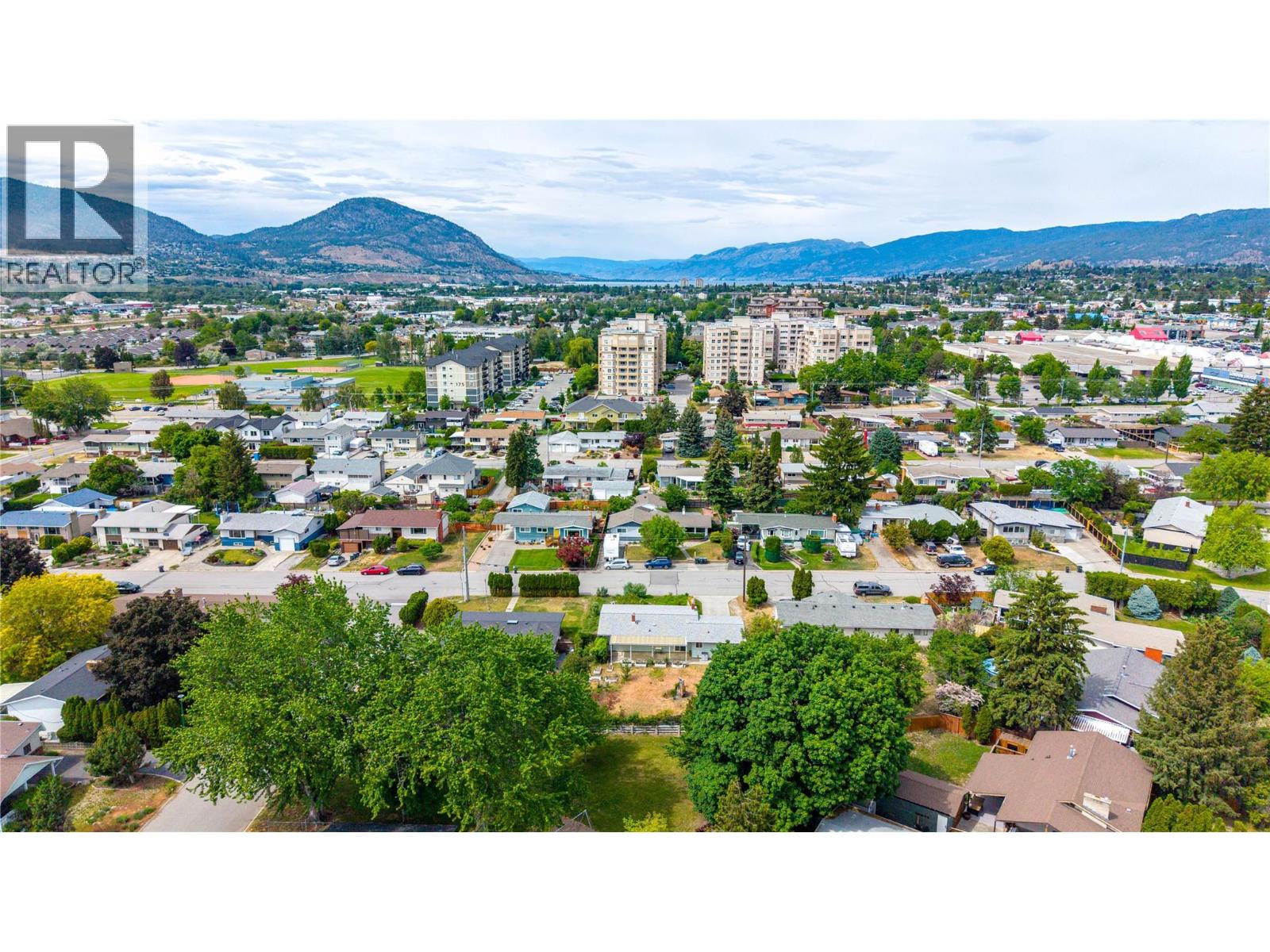 146 McCulloch Drive - 45