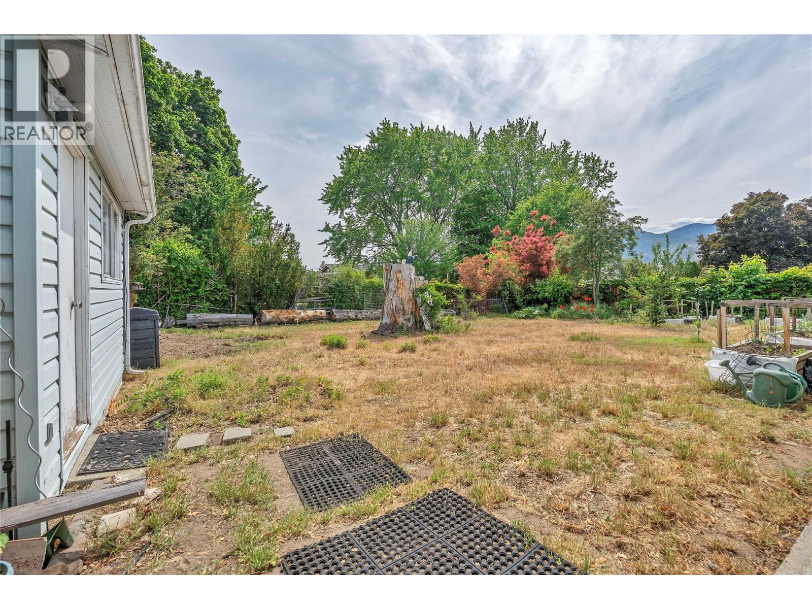 146 McCulloch Drive - 26