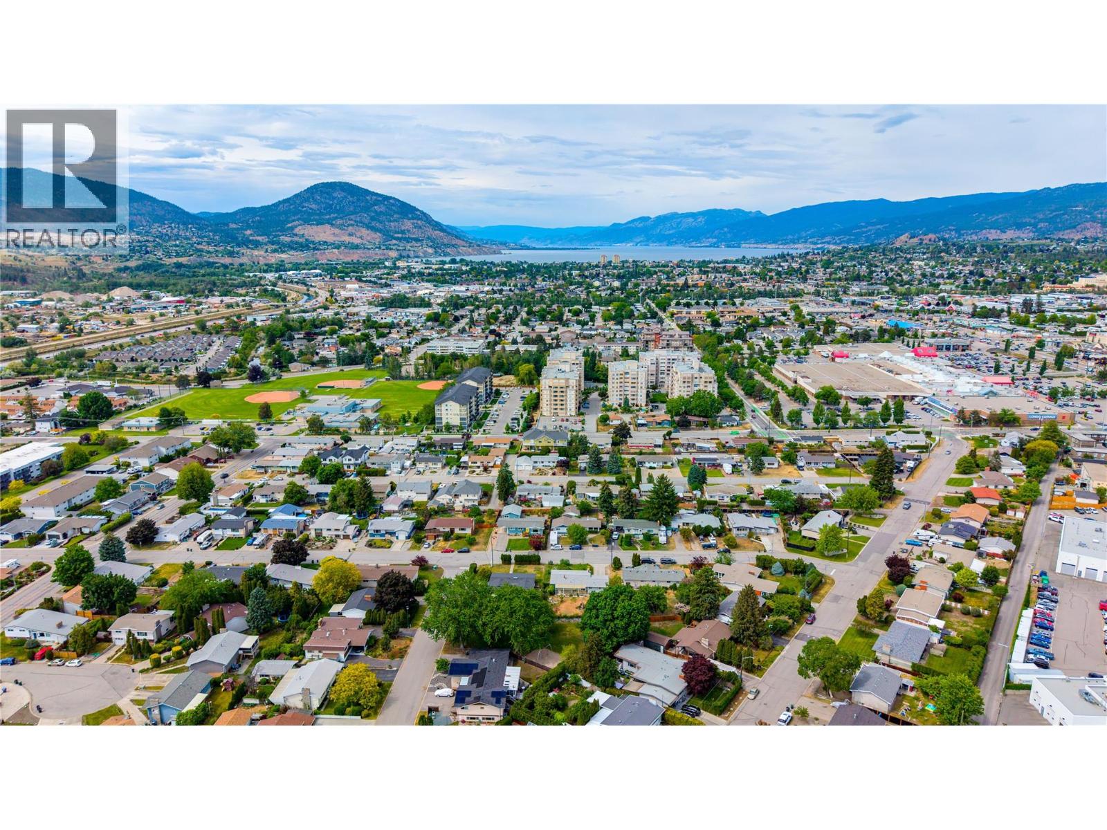 146 McCulloch Drive - 52