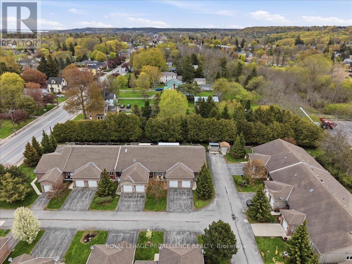 #18 1 ROSEMARY COURT - 27