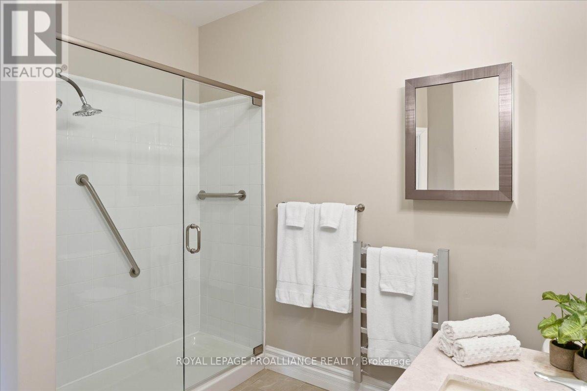 #18 1 ROSEMARY COURT - 16