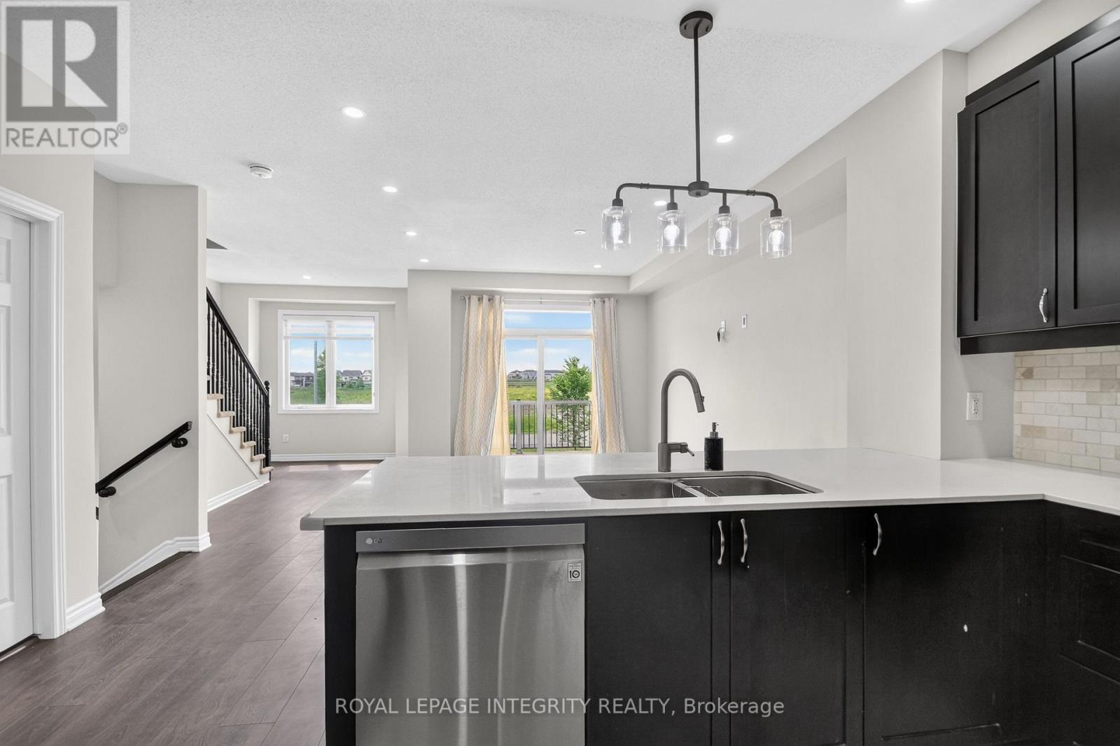 3 Bed, 4 Bath House for Rent in Ottawa – 364 APHELION CRESCENT N, Ottawa – MLS# X13498962 - Image 13