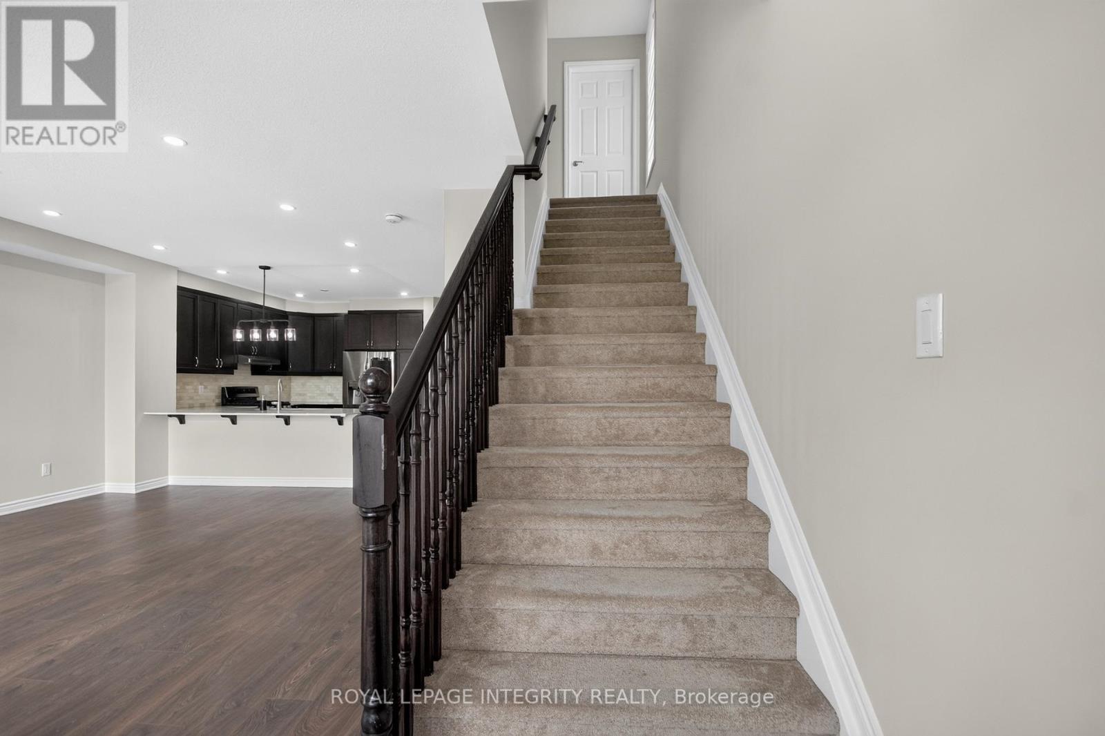 3 Bed, 4 Bath House for Rent in Ottawa – 364 APHELION CRESCENT N, Ottawa – MLS# X13498962 - Image 28