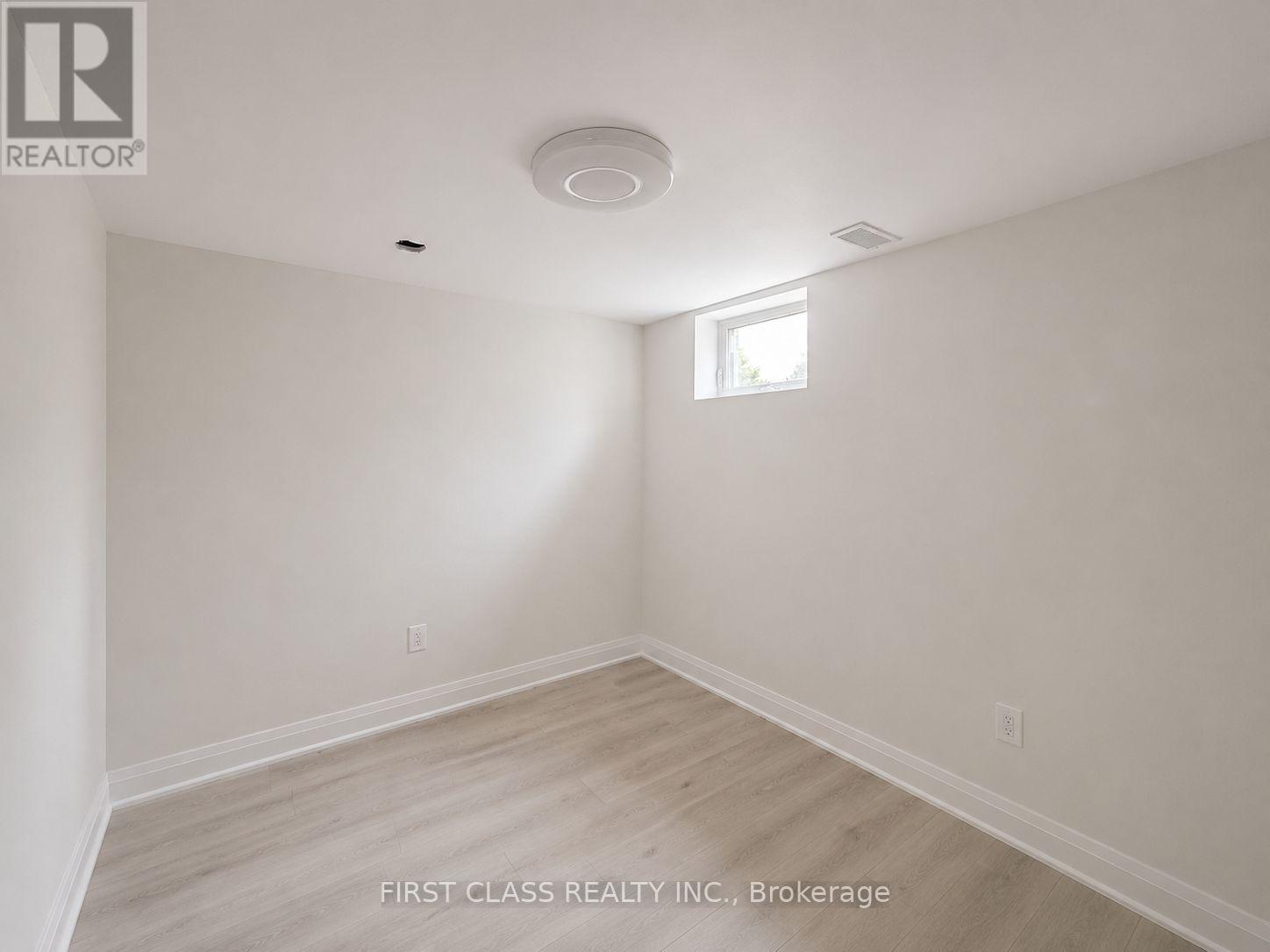 44 SCOTIA AVENUE - 15